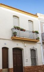 Casa en Calle del ingeniero ildefonso prieto 20. Casa en venta en pleno centro � calle ildefonso prieto