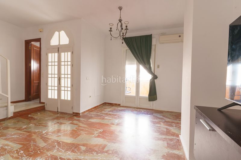 Foto 145d5278-8cd9-424c-8281-91f08dc13fdb. Casa a calle el tejar b6 a Bonares