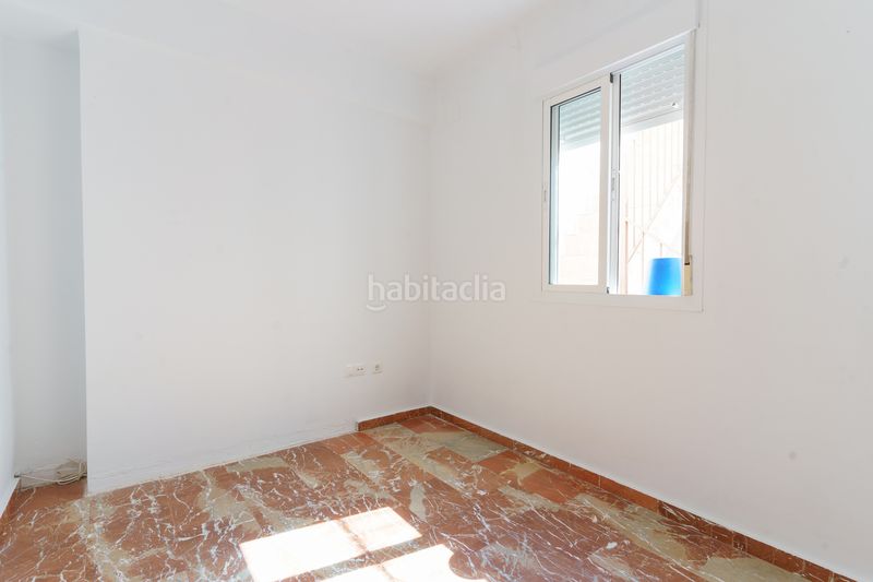 Foto 5fa71a3e-c835-4cd2-a55d-846f00c368f9. Casa a calle el tejar b6 a Bonares