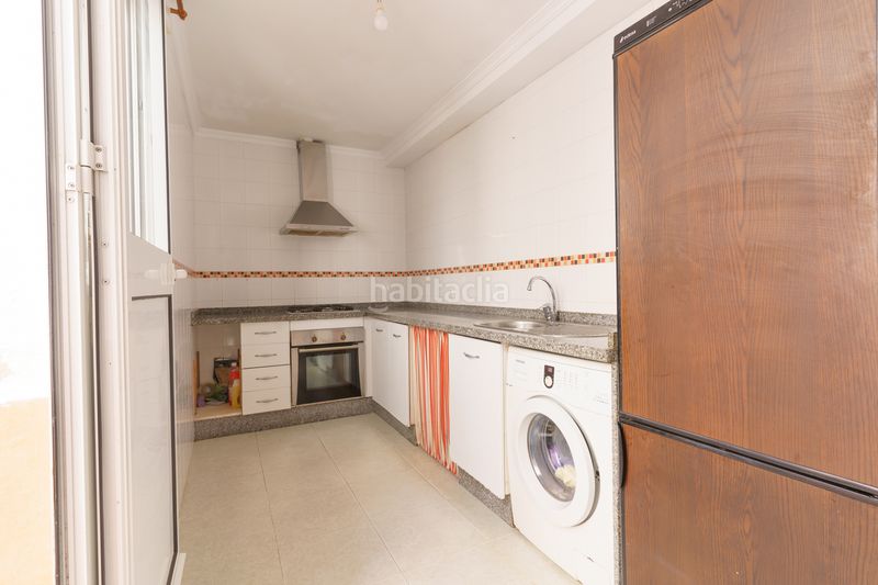 Foto 929de911-b770-4820-a63a-707dc8be2b77. Casa a calle el tejar b6 a Bonares