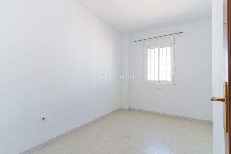 Foto b60c6c07-e6cc-4798-b908-8c4c54737864. Casa a calle el tejar b6 a Bonares