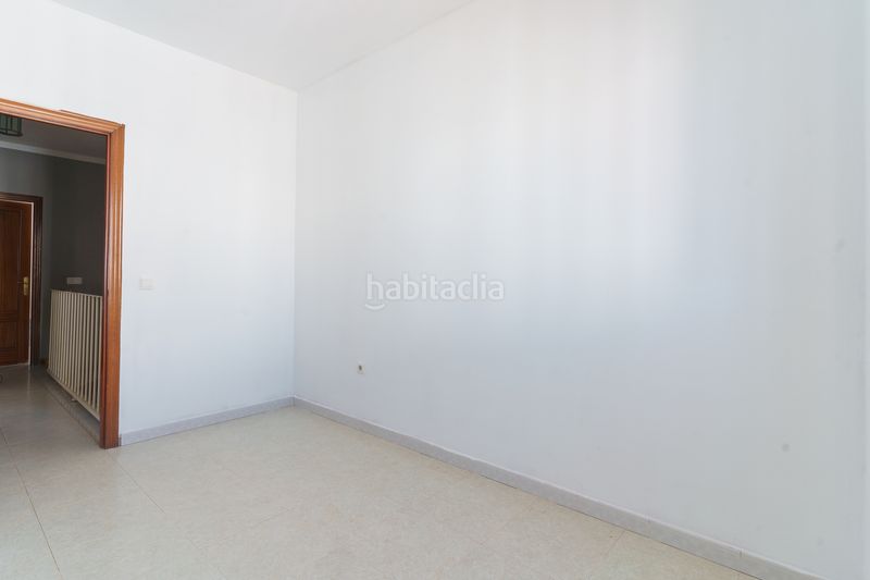 Foto e6a8ee1f-f37a-4c2c-ba03-fbbde903d186. Casa a calle el tejar b6 a Bonares
