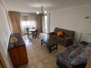 Location Appartement à Avinguda catalunya 23. Pis exclusiu estudiants de 3 habitacions molt cèntric