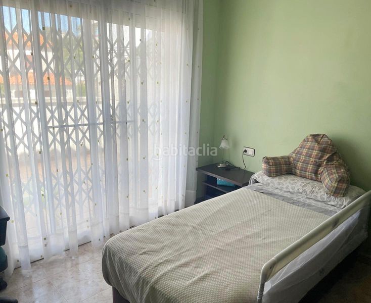Foto e1e0c593-ff22-4a0a-898d-71a8380a91b1. Casa aparellada amb xemeneia calefacció aparcament a Catllar (El)