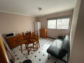 Miete Etagenwohnung in Avinguda catalunya 4. Pis exclusiu estudiants de 4 hab