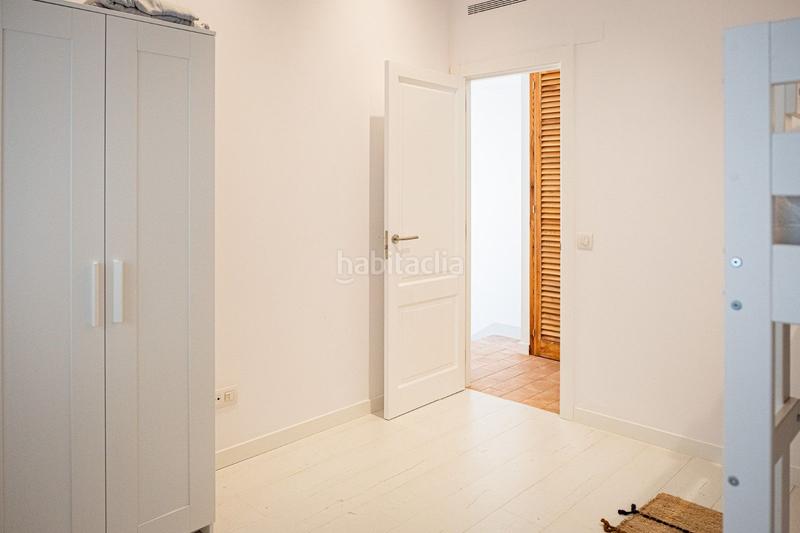 Foto 6e864ea8-488f-489f-9cb2-4b2a3fb0739d. Alquiler casa adosada piso duplex en segunda linea de mar en Palamós