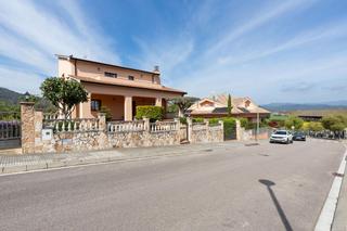 Casa a Catalunya 4. Casa con piscina centro de fogars de la selva
