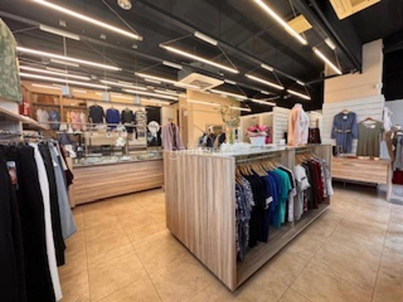 Foto d3abd784-d694-493a-b256-59e5becc077b. Affitto locale commerciale in Parets del Vallès