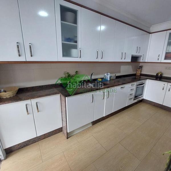 Foto 9f632081-77d4-48f5-b5ac-9e9a9eb6249f. Rent ground floor with heating in Casablanca - Calvario Vigo