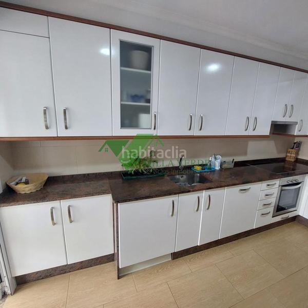 Foto fd54cce1-e39d-42dc-adf4-d2063c4db0c8. Rent ground floor with heating in Casablanca - Calvario Vigo