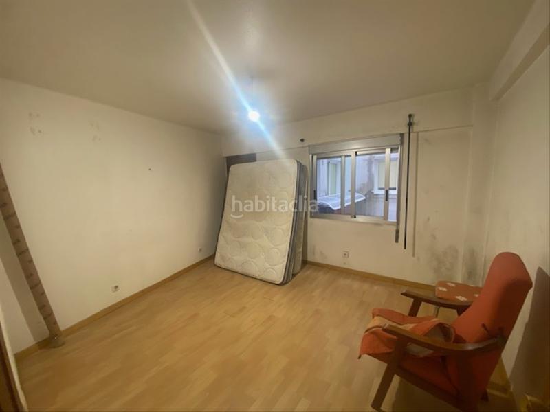 Foto feff32b5-8170-4693-8450-f747fed93438. Pis a rúa vía norte 70 a Fátima Vigo