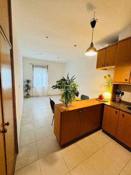 Foto fd717fec-f498-41d8-b935-f71916793838. Estudio  en venta en el centro en Centro - Areal Vigo