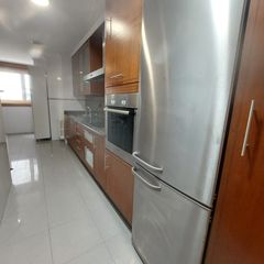 Rent Flat  Praza francisco fernández del riego. Piso 4 dormitorios 140m² exterior plaza elíptica-corte inglés de
