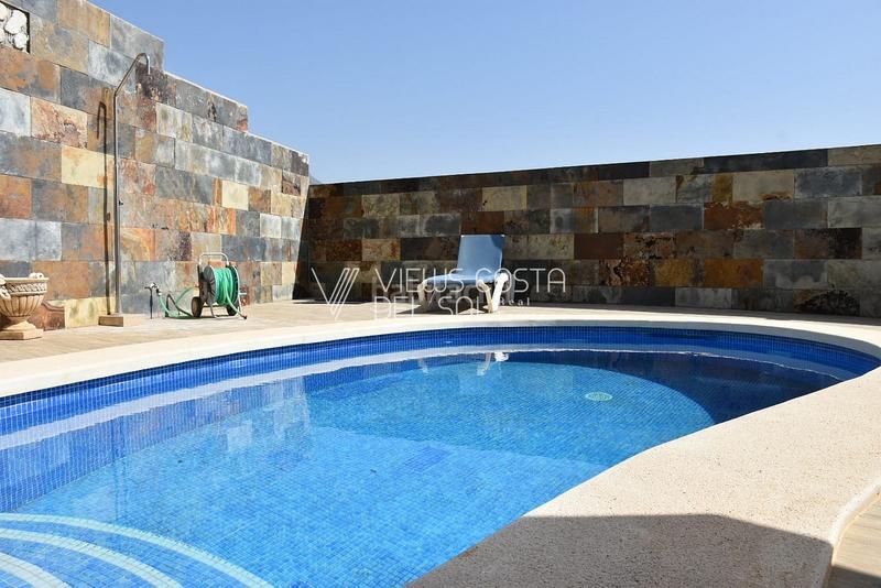 Foto 74f110bc-1711-476d-8de4-3d39c55fdea2. Chalet se vende espectacular villa independiente en Nerja