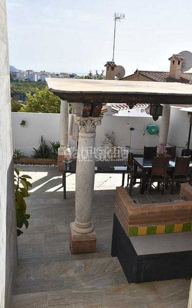 Foto afa48ccc-cd71-43cd-ae81-9a0ae0ed5f25. Chalet se vende espectacular villa independiente en Nerja