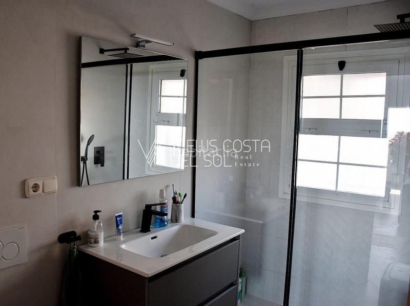 Foto affb658c-2470-48a3-b3f6-430a98a8fb5b. Chalet se vende espectacular villa independiente en Nerja