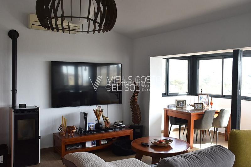 Foto b1e805f6-7051-43c3-9a18-a22c3ceca503. Chalet se vende espectacular villa independiente en Nerja
