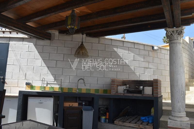 Foto c722d781-b329-4c9b-bbc5-dc02cba51453. Chalet se vende espectacular villa independiente en Nerja