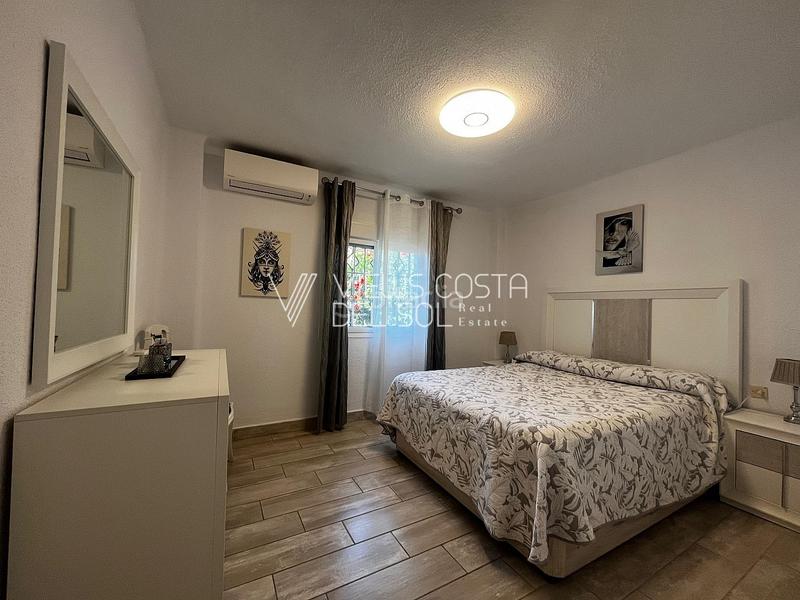 Foto d23f9e61-2212-4bb6-b424-736db460a0d1. Affitto casa a schiera con riscaldamento piscina in Caleta de Velez