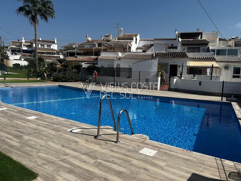 Foto fb88965d-adb8-4fe3-9a12-503aee964ce1. Affitto casa a schiera con riscaldamento piscina in Caleta de Velez