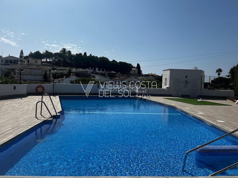 Foto eab74d31-da56-4e93-8bc7-b0c7e5ac3c78. Miete reihenhaus mit heizung pool in Caleta de Velez