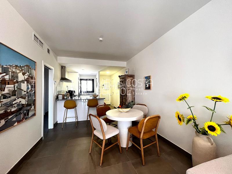 Foto a079f831-9e23-4213-bed3-6f3f980f0be3. Apartamento se vende apartamento de lujo con licencia turística , vistas al mar, parking, trastero. en Algarrobo Costa