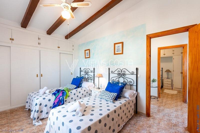 Foto 4eb29b71-9d9d-4b60-9e76-07a01e8b39a9. Casa amb aparcament piscina a Torrox pueblo Torrox
