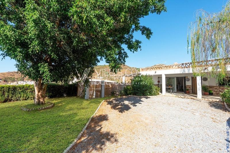 Foto b19289da-0714-4c31-acbd-a8f0f7651037. Casa amb aparcament piscina a Torrox pueblo Torrox