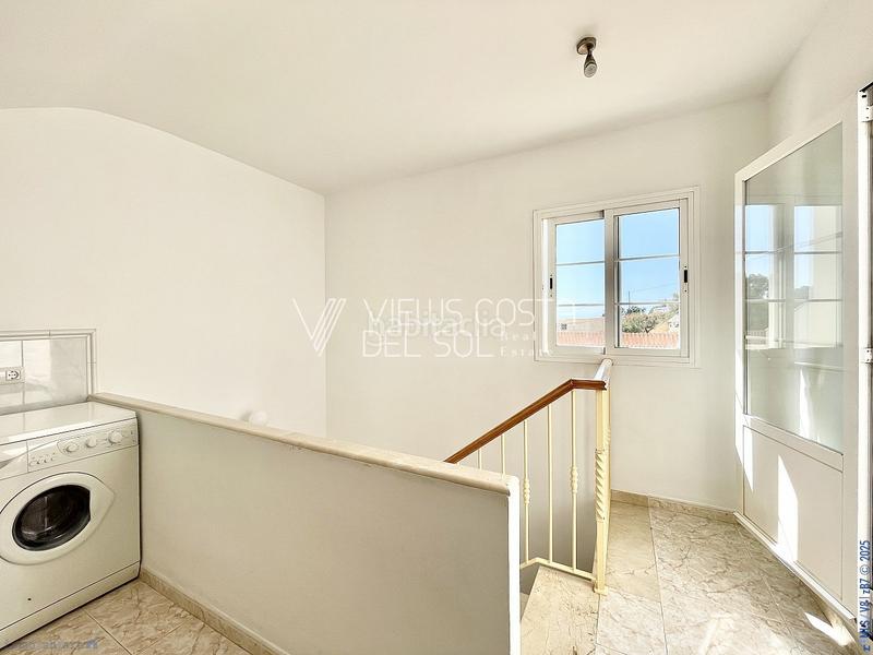 Foto 503b30b2-eb01-42e3-a4ac-e9ff18b57561. Haus mit heizung parking in Torrox pueblo Torrox