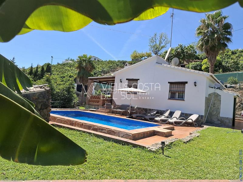 Foto 5c00b7ac-f858-431e-9616-118dec40ea6e. Casa  de campo con parcela de 1238 m2, piscina privada, zona de barbacoa y terraza en Frigiliana