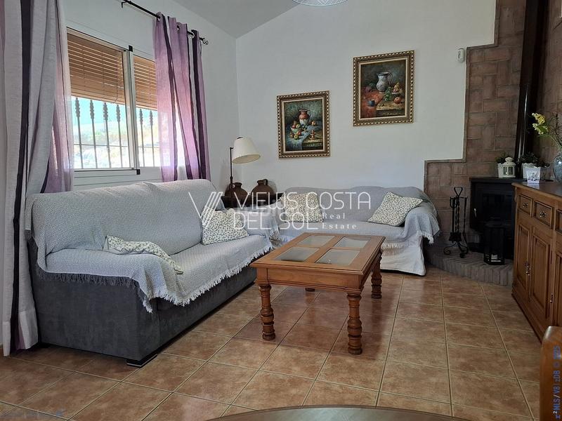 Foto d972b0c7-16a8-4d78-8fd0-22e68fd5a5a0. Casa  de campo con parcela de 1238 m2, piscina privada, zona de barbacoa y terraza en Frigiliana