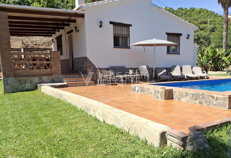 Foto ed2bdbe5-6141-4704-852d-2484d2eb8c5c. Casa  de campo con parcela de 1238 m2, piscina privada, zona de barbacoa y terraza en Frigiliana