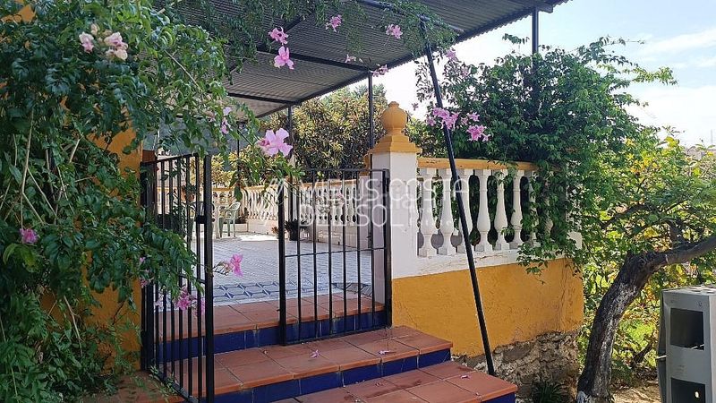 Foto d7eb9221-b1ec-4611-be95-f1636129c950. Casa a El Morche Torrox