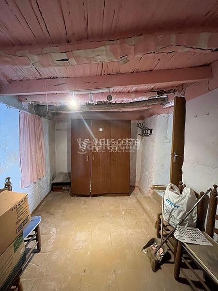 Foto 4825ae02-53fa-480a-8cc8-10cb2d9ca83e. Casa  de pueblo de dos plantas para reformar, , málaga en Arenas