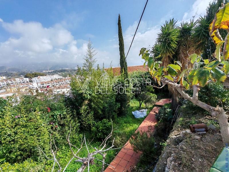 Foto fcc95390-9347-42ca-bd00-fbac6c95be2b. Casa amb aparcament piscina a Centro Nerja