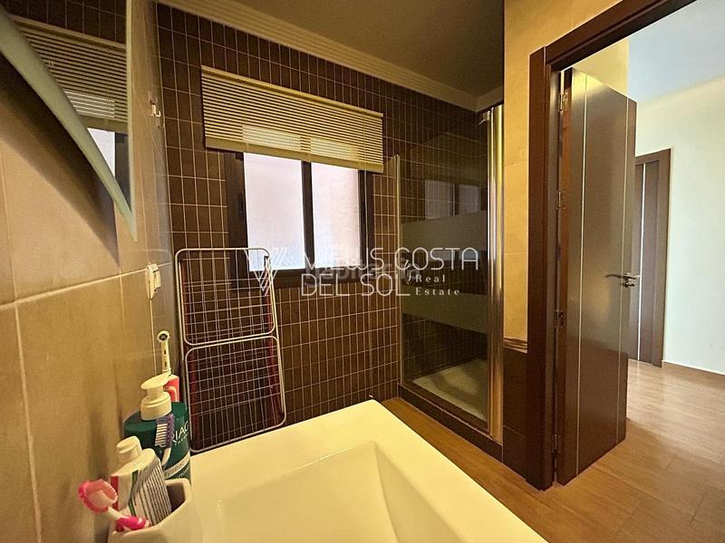 Foto 5307cc9f-31b1-404c-aa59-24857f422035. Maison avec chauffage parking dans Algarrobo pueblo Algarrobo