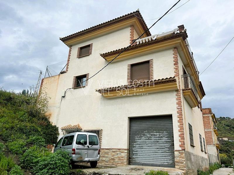 Foto 5fb1234c-4a80-4135-9bbb-4b6e02fbb9d5. Maison avec chauffage parking dans Algarrobo pueblo Algarrobo