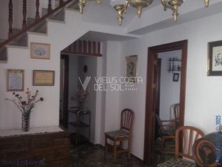 Mas à Arenas. Gran casa de pueblo con 200 m2 en 3 alturas, con acceso a dos ca