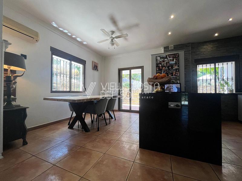 Foto 58fcad61-b7f5-49e1-9077-d04714fc057b. Casa se vende villa independiente con licencia turística, piscina, y gran parcela , málaga en Riogordo