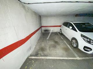 Parking coche  Logroño - club deportivo. Garaje en venta club deportivo