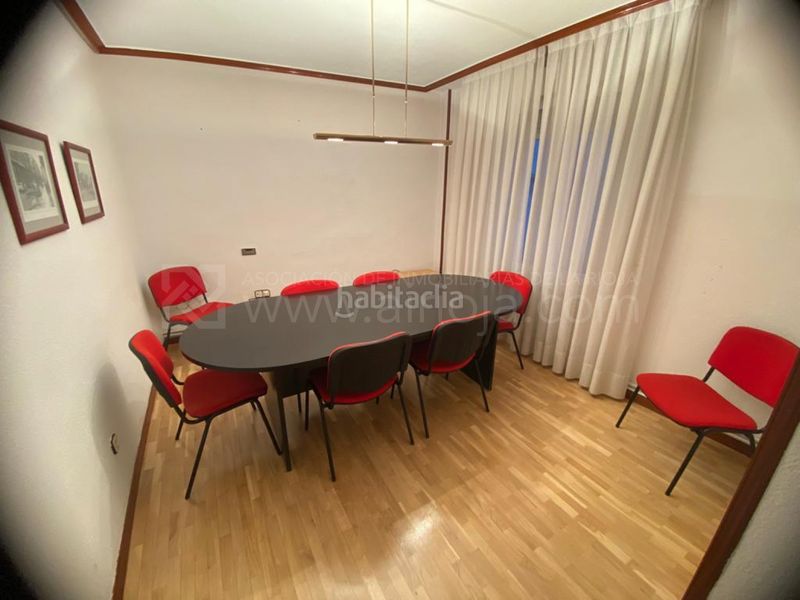 Foto 0614e326-2e43-4f14-86c6-7052343c8da9. Affitto ufficio con riscaldamento in Casco Antiguo Logroño