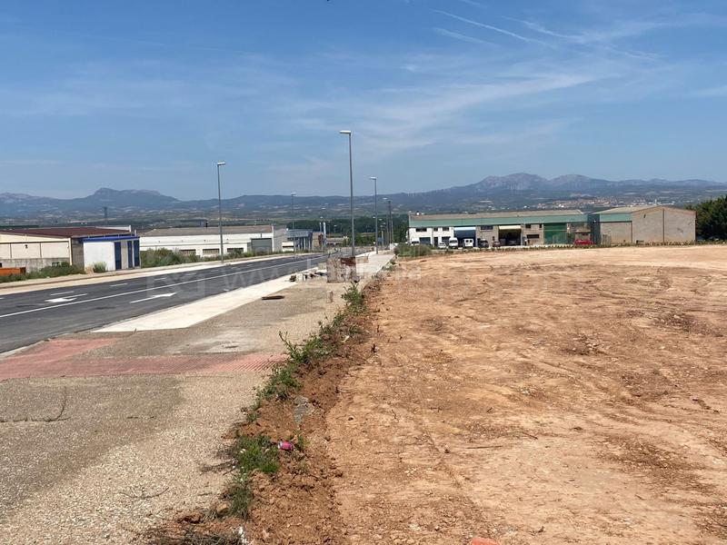 Foto ea26f683-515f-4377-8732-40cd6c1d9d81. Terreny residencial a La Portalada - Varea Logroño