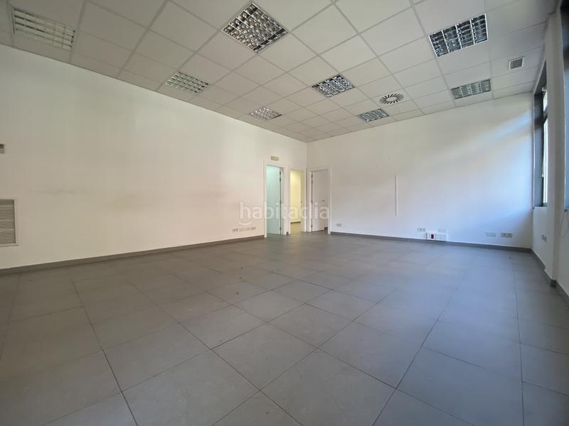 Foto f50840ff-1663-4521-ac54-05c9d80af41c. Ufficio con riscaldamento in Portillejo - Valdegastea Logroño