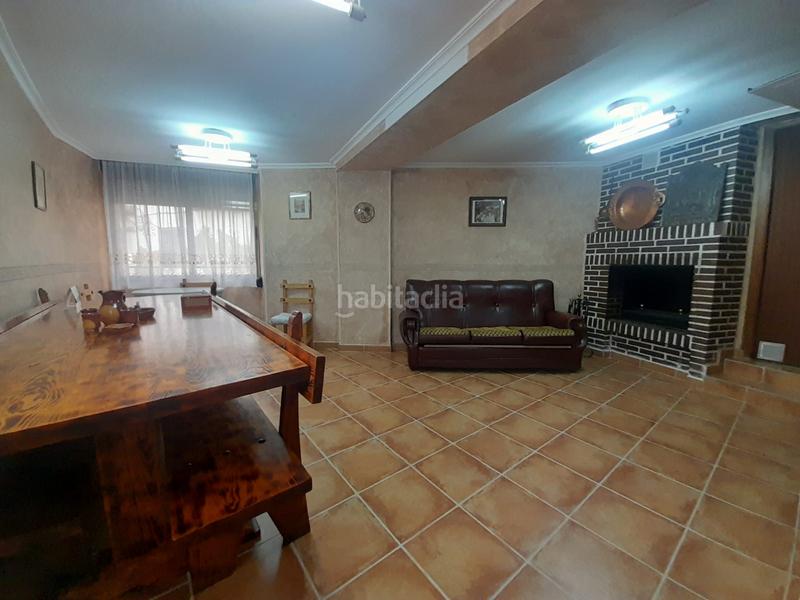 Foto 85ed4f8a-fe15-461d-b3b5-77a9620008d8. Haus mit heizung in Ventosa