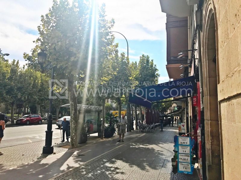 Foto 37b0dd65-8a72-48b2-8563-bc2979cebbdd. Local comercial a Casco Antiguo Logroño