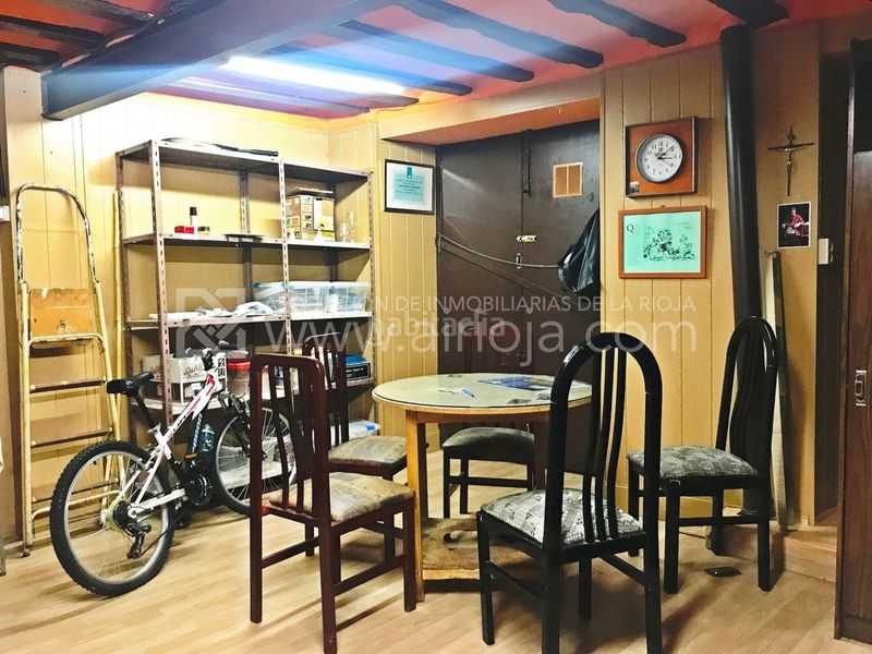Foto b5a94497-fa0c-4e23-8cf1-da692b7fb28d. Local comercial a Casco Antiguo Logroño