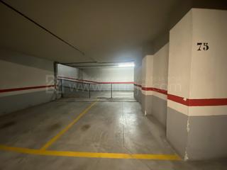 Aparcament cotxe  Logroño - avenida zaragoza. Garaje parque los lirios