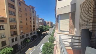 Piso  Logroño - av pio xii. Piso en venta centro logroño.