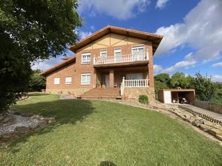 Casa  Ycora-iekora - san sebastian. Chalet individual en ycora