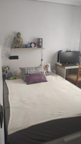Foto d67b8859-d771-4996-86b3-b96d66a9a719. Piso  en venta calle salamanca . en Portillejo - Valdegastea Logroño